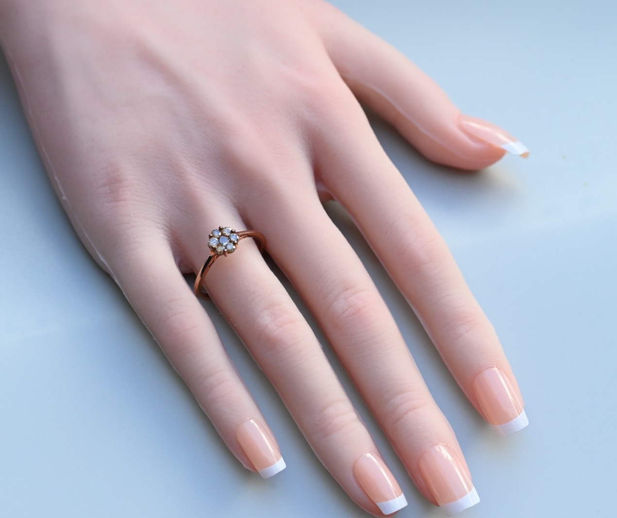 Gorgeous Daisy Floral Ring with Champagne Color Natural Diamonds by Luxoro 10K2