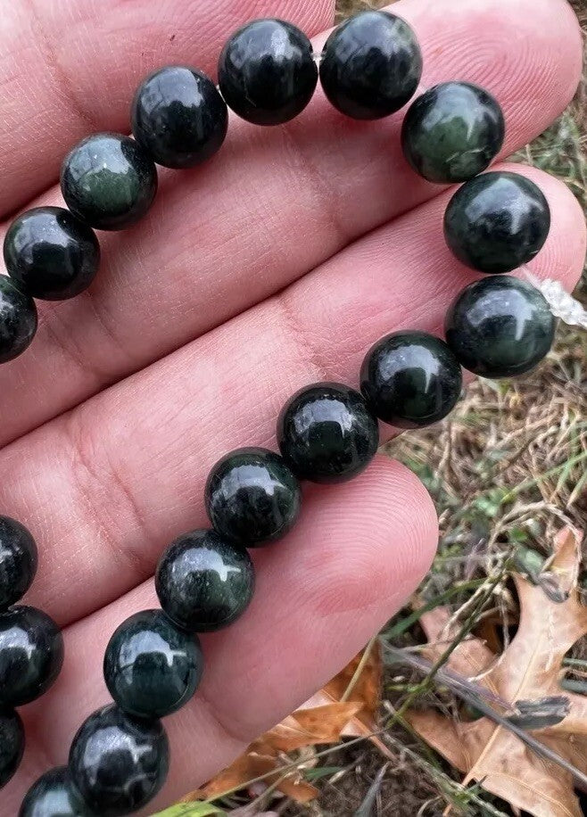 Gorgeous Antique / Vintage Spinach Natural Nephrite Jade Beaded Necklace #48