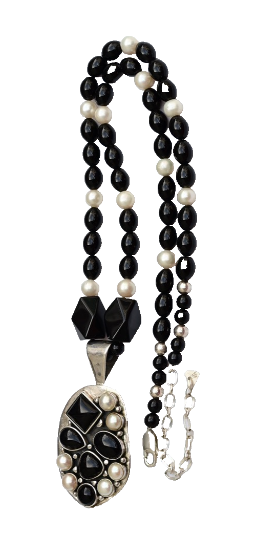 Vintage Jay King Desert Rose Trading (DTR) Black Onyx & Pearl Sterling Necklace0