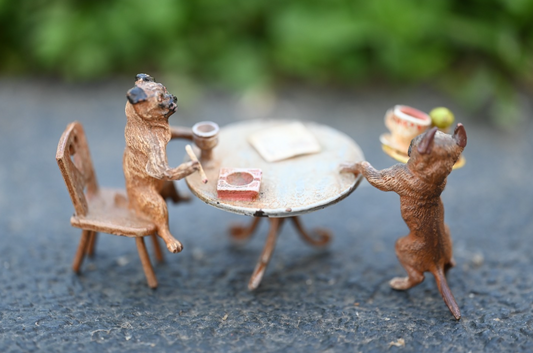 Vintage Austrian Vienna Cold Painted Bronze Figure of Pug Dogs Having Lunch0