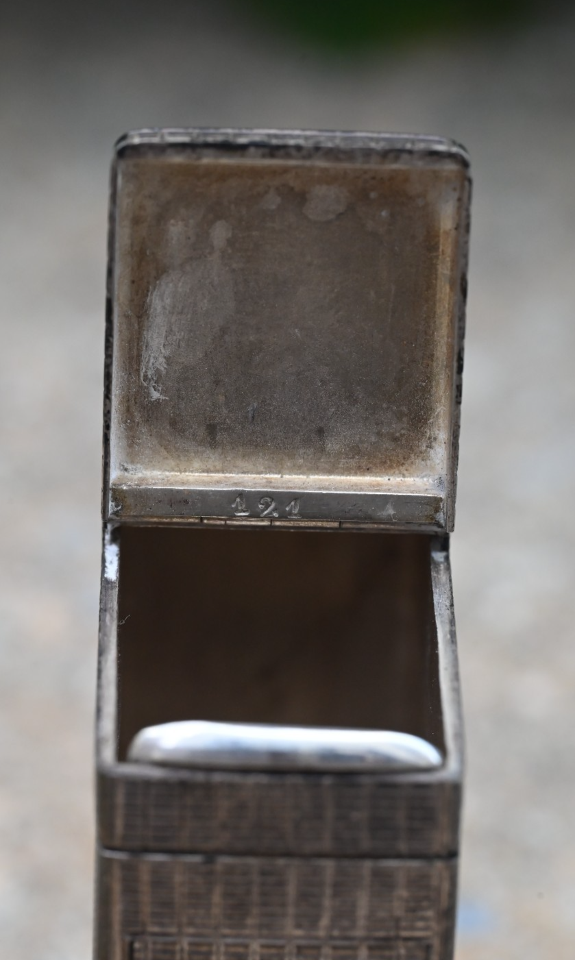 Vintage or Antique Sterling Silver Cigarette / Cigar Safe Case4