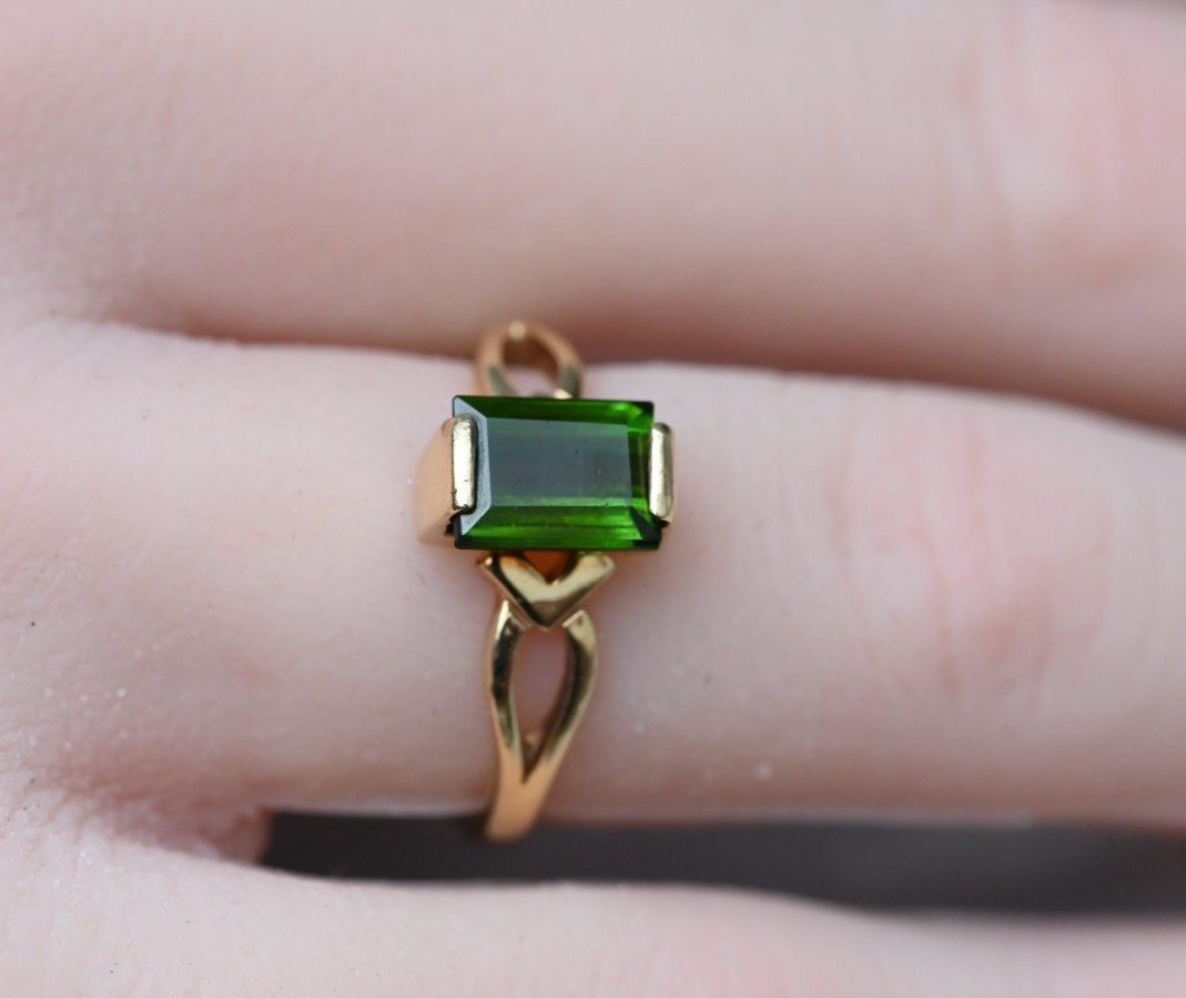 Lovely Vintage Ring featuring Natural Green Tourmaline in a 14K Yellow Gold3