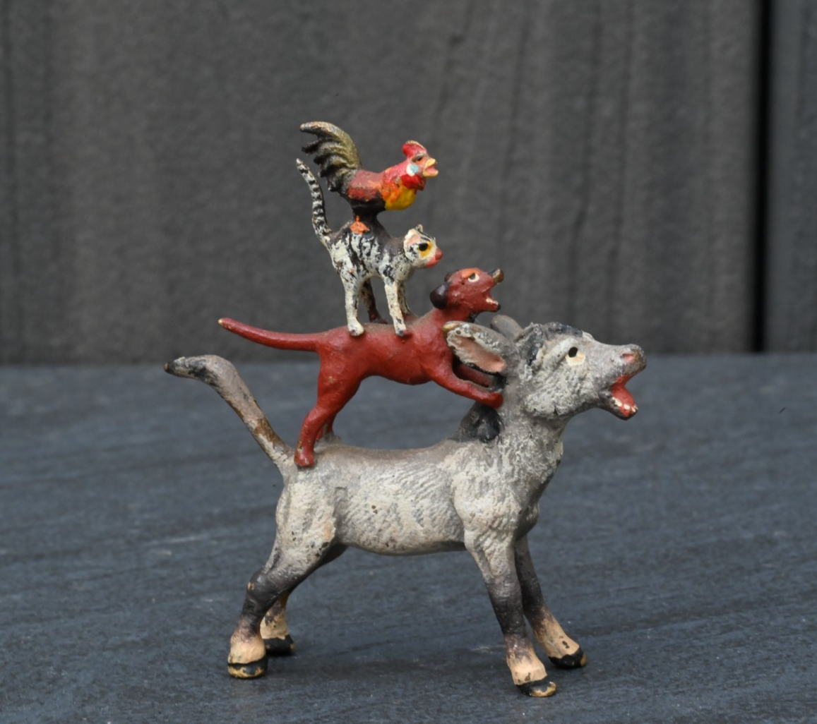Cute Vintage Austrian Vienna Bronze Figural Group "Musicians of Bremen"4