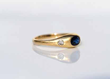 Fantastic Antique Natural Sapphire & Diamonds Gypsy Ring in 14K Yellow Gold2