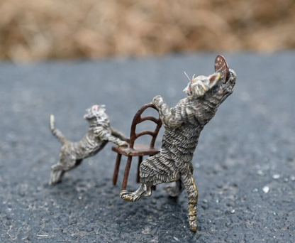 Amusing Antique Cold Painted Austrian Vienna Bronze Figure of Kitten in Trouble4