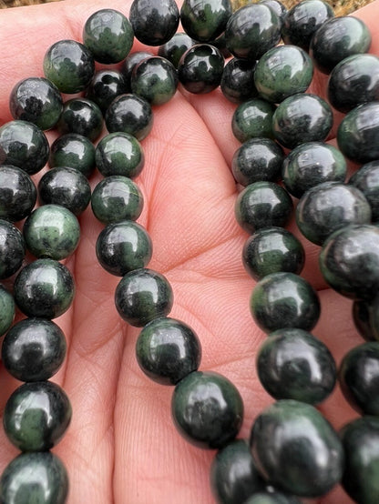 Original Green Antique / Vintage Spinach Natural Nephrite Jade Beaded Necklace8