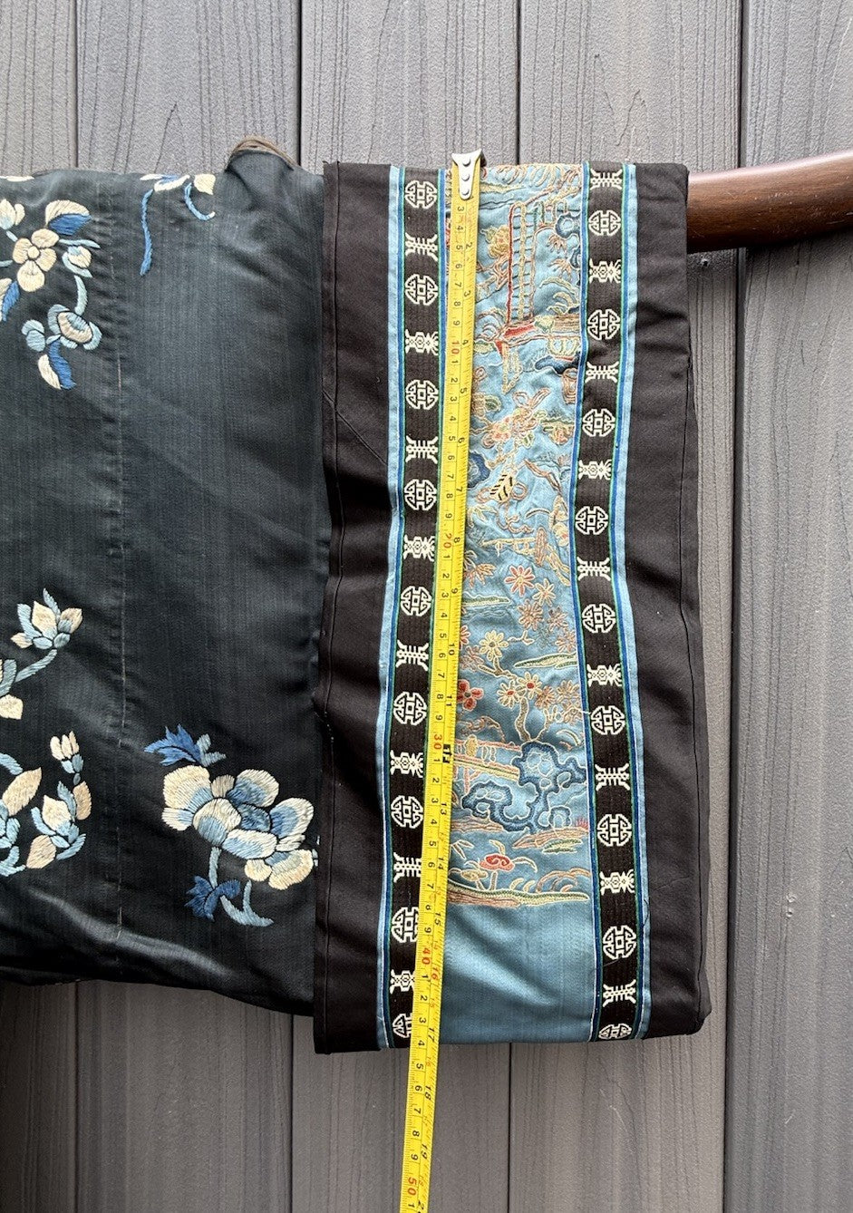 Early Antique Qing Dynasty Chinese Silk Embroidery Robe Butterflies & Flowers13