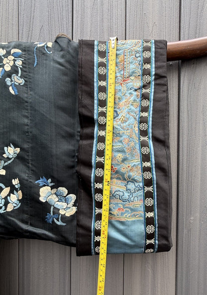 Early Antique Qing Dynasty Chinese Silk Embroidery Robe Butterflies & Flowers13