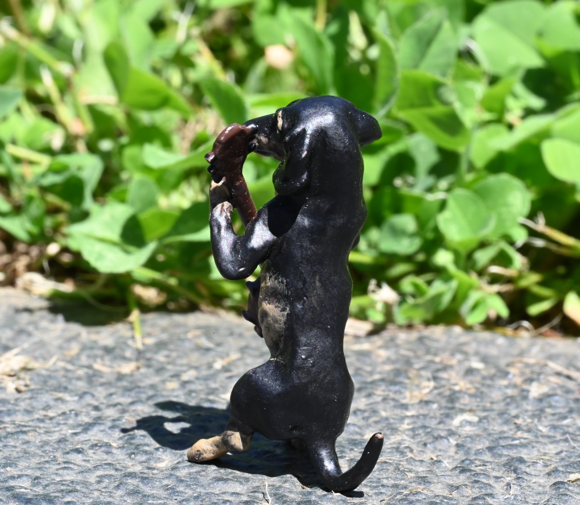 Fritz Bergmann Austrian Vienna Cold Painted Bronze Musical Dachshund w/ Banjo3