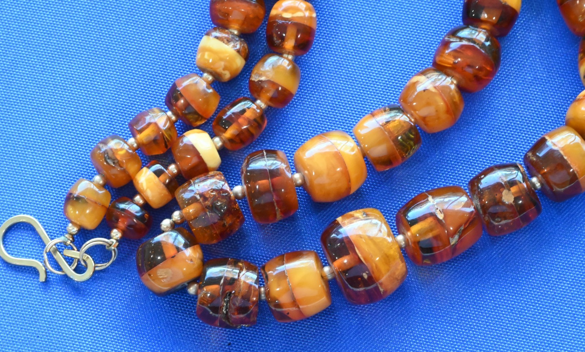Super Cool Vintage Barrel Shaped Natural Butterscotch Amber Necklace6
