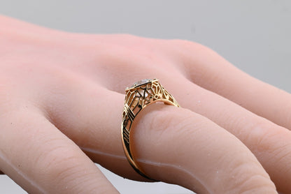 Antique Art Deco Period .85 ct Old Euro Diamond Ring in 14K Y Gold Filigree Work5