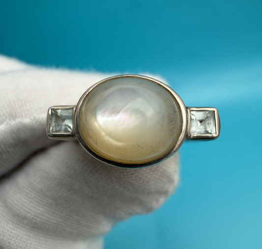 Genuine Judith Ripka Sterling Silver & Mother of Pearl Ring0