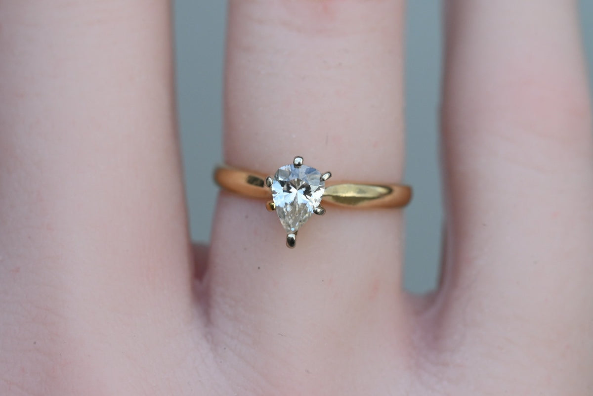 Vintage 14k Yellow Gold Ring with .25 ct Pear-cut Natural Diamond Solitaire2