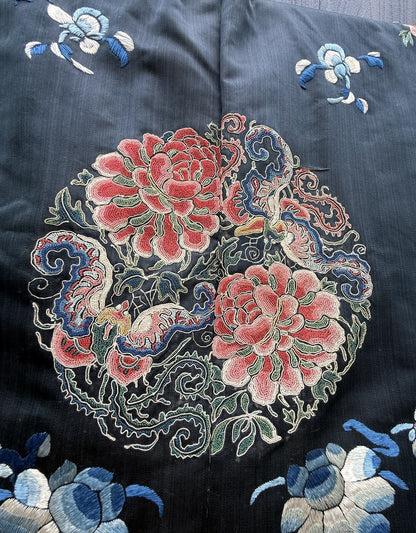 Early Antique Qing Dynasty Chinese Silk Embroidery Robe Butterflies & Flowers14