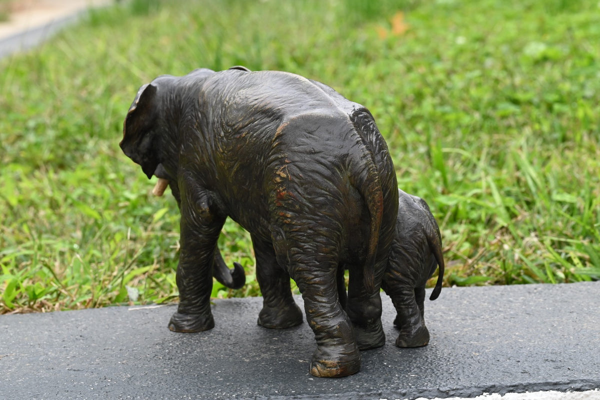 Superb Large Antique Austrian Vienna Cold Painted Bronze Figure of Elephants4
