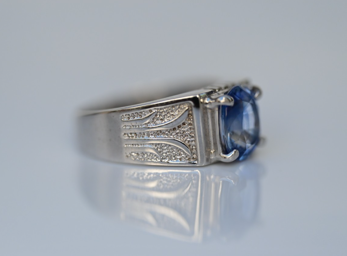 Gorgeous 18K White Gold with 2 ct Vivid Natural Blue Sapphire Ring4