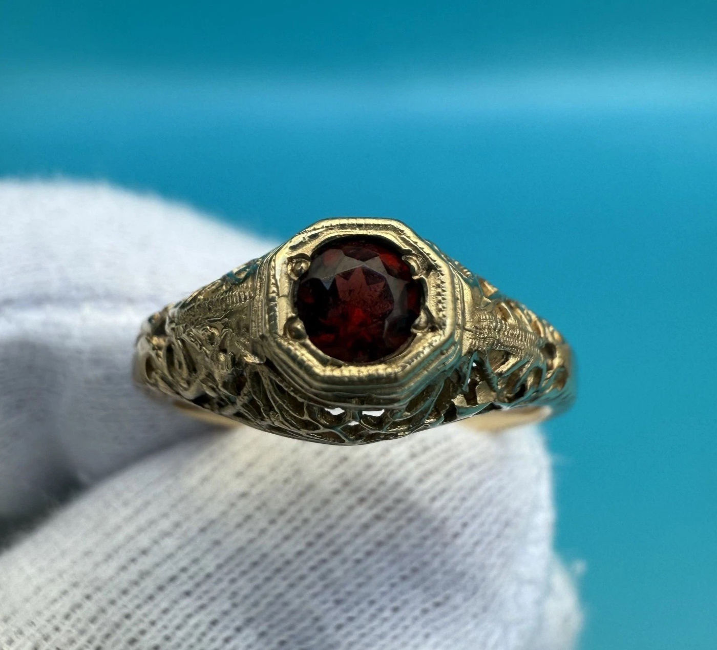 Super Attractive Antique Filigree 14k Yellow Gold Ring w/ Red Gem 0