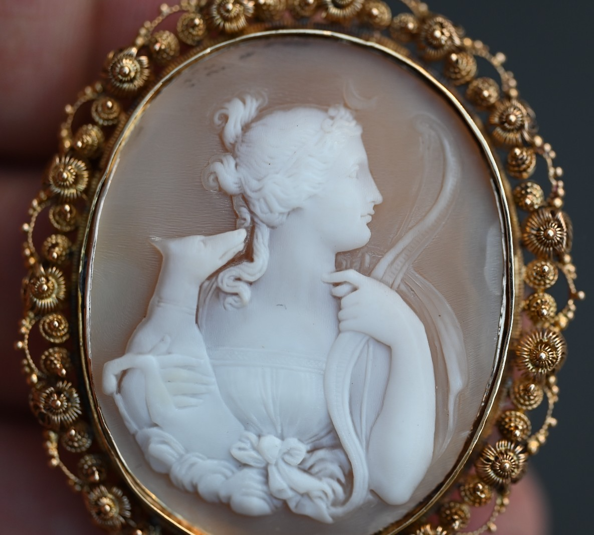 Antique Carved Cameo Depicting Goddess Diana (Artemis) & Her Hunting Dog 18K YG0