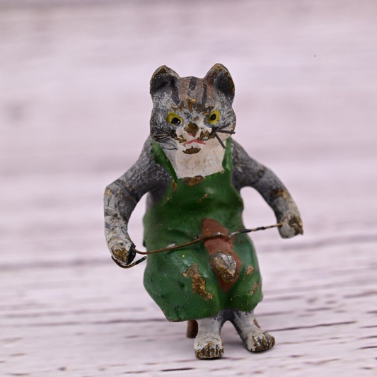 Awesome Antique Vienna Cold Painted Bronze Figure of Cobbler / Shoemaker Cat0
