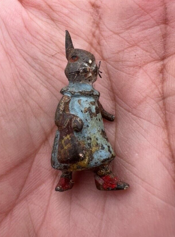 Miniature Antique Peter Rabbit Cold Painted Vienna Bronze Beatrix Potter Figure3