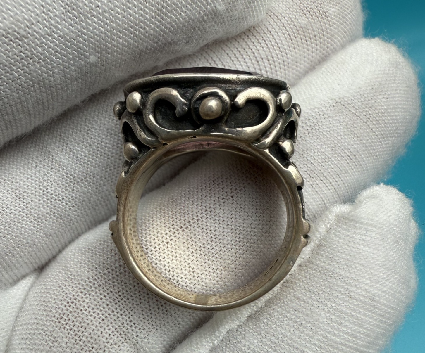 Amazing Sterling Silver Ring with Large Faceted Amethyst Gemstone2