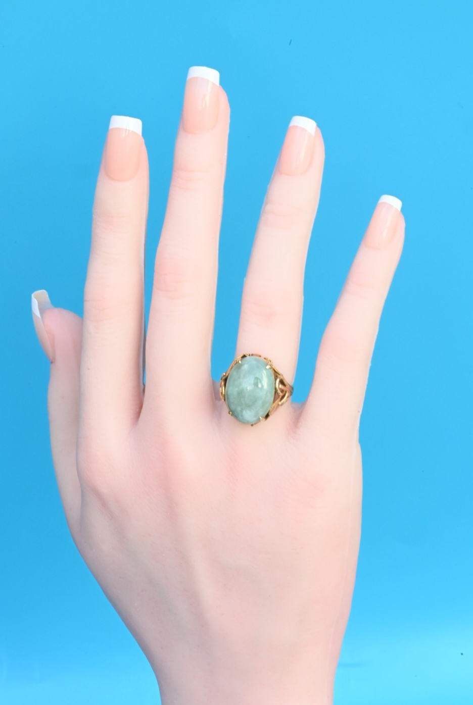 Lovely Muted Green Jade Cabochon set in a Decorative 14K Yellow Gold Mounting2