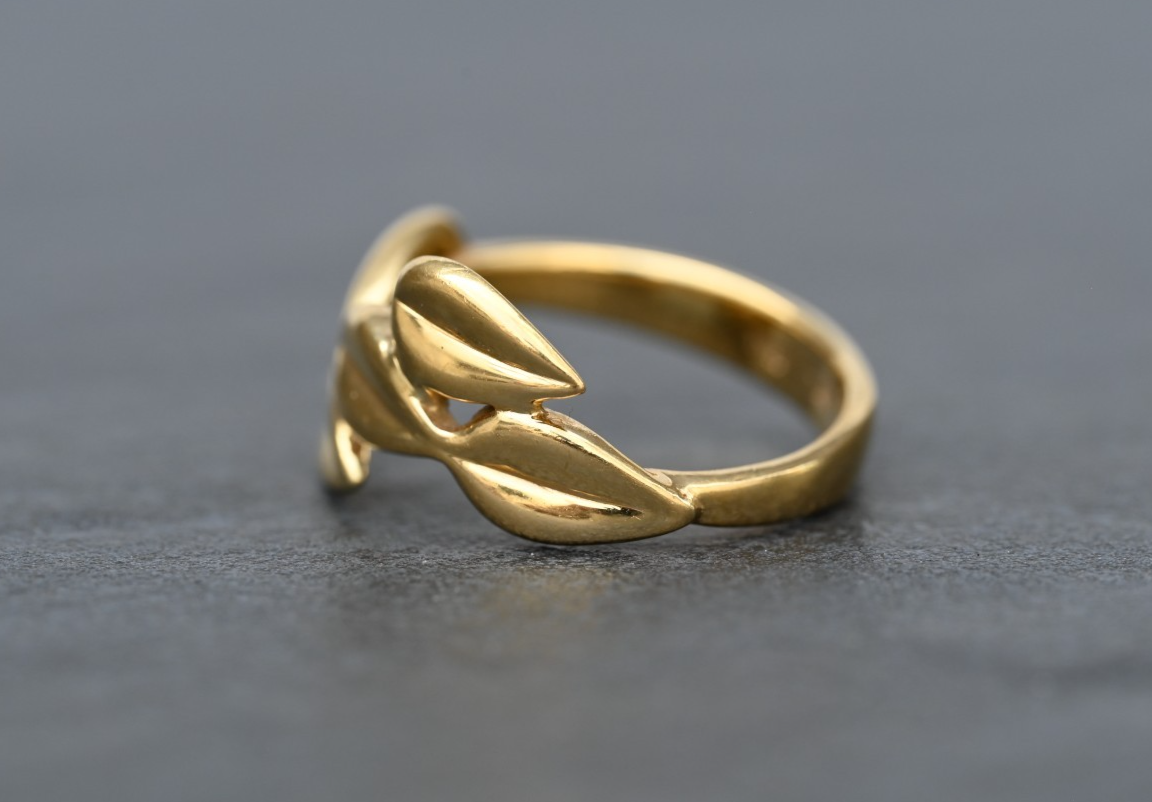 Super Rare Designer Robert Lee Morris 18K Yellow Gold Dart Motif Ring Size 82