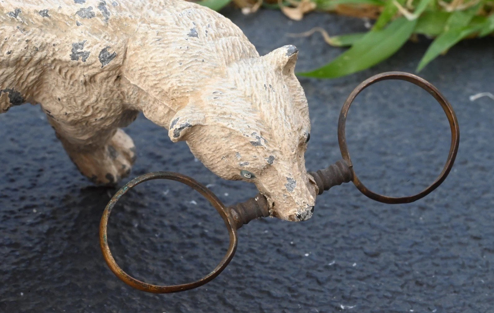 Unusual Antique German Cold Painted Polar Bear, Table Decor Salt & Pepper Holder5