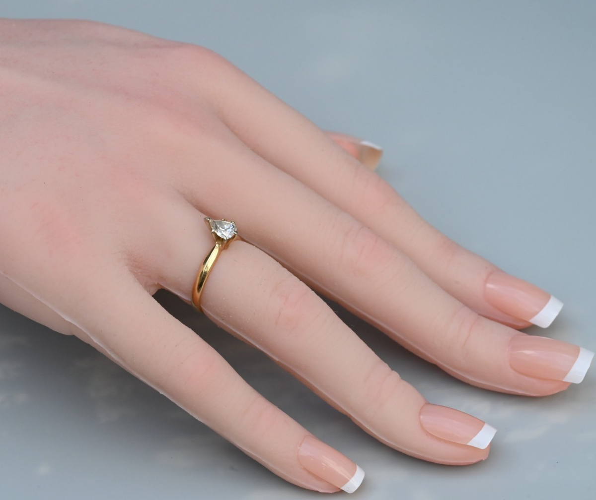 Vintage 14k Yellow Gold Ring with .25 ct Pear-cut Natural Diamond Solitaire4