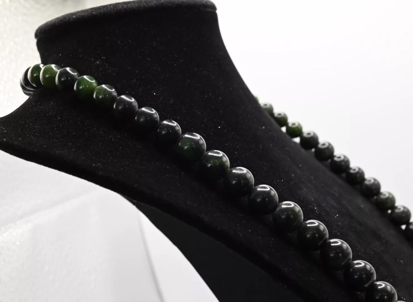 Beautiful Chinese Vintage Beaded Green Spinach Jade Necklace4